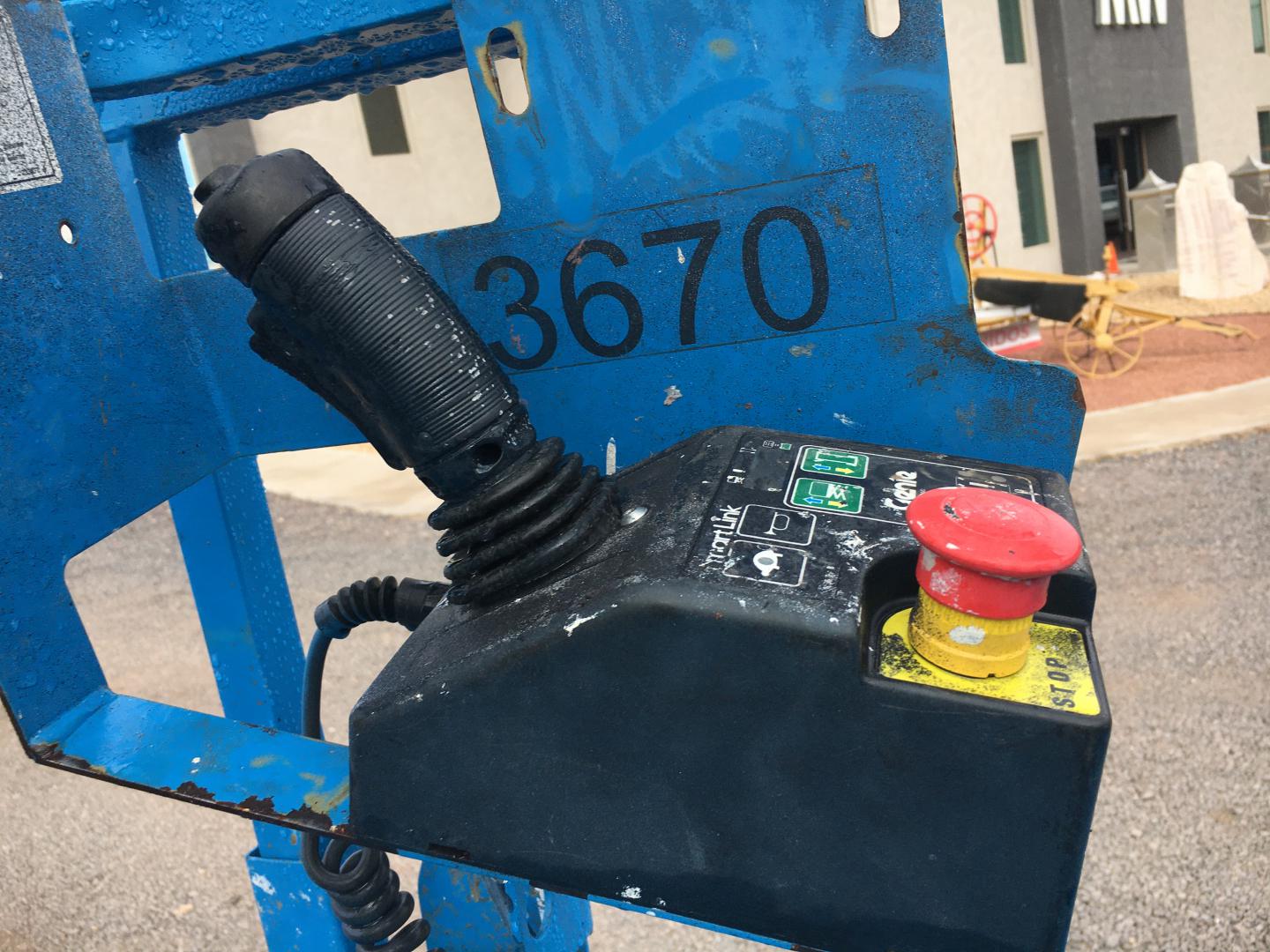 ./imagenes/INVOICE/2019/17147/ASCENSOR TIPO TIJERA GENIE GS-3232 (11).JPG